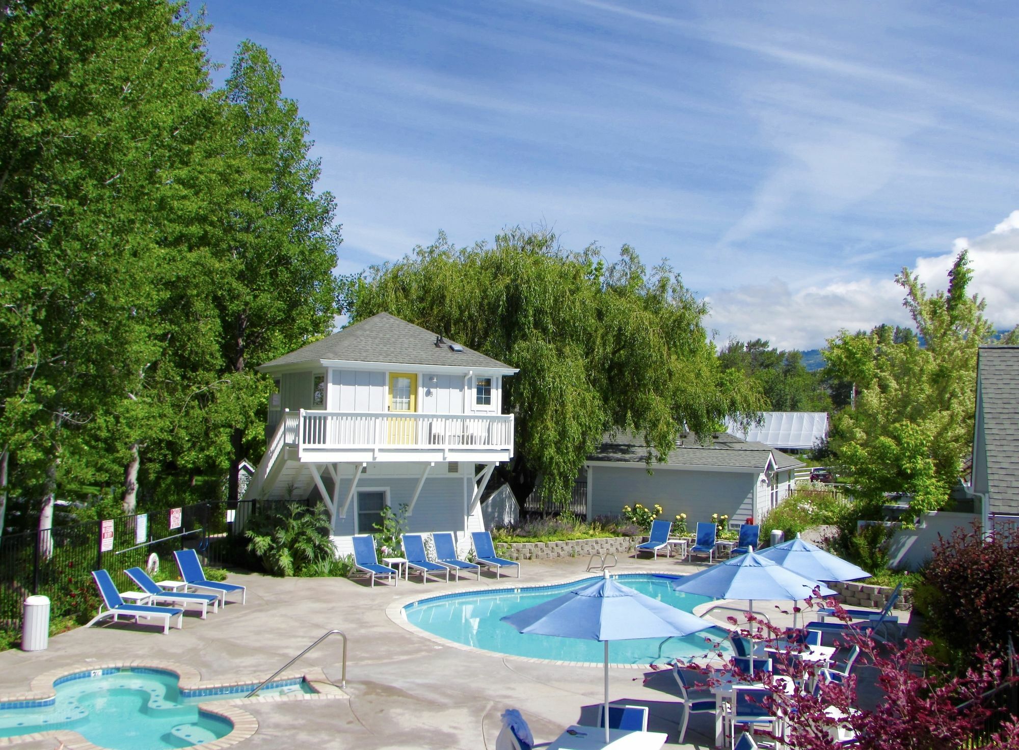 אשלנד Lithia Springs Resort מראה חיצוני תמונה